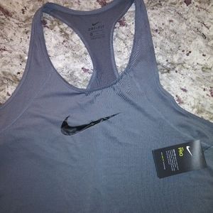 Women's active wear